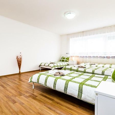Workers Apartment Am Wiener Platz Köln Ngoại thất bức ảnh