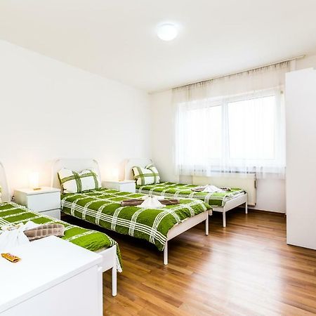 Workers Apartment Am Wiener Platz Köln Ngoại thất bức ảnh